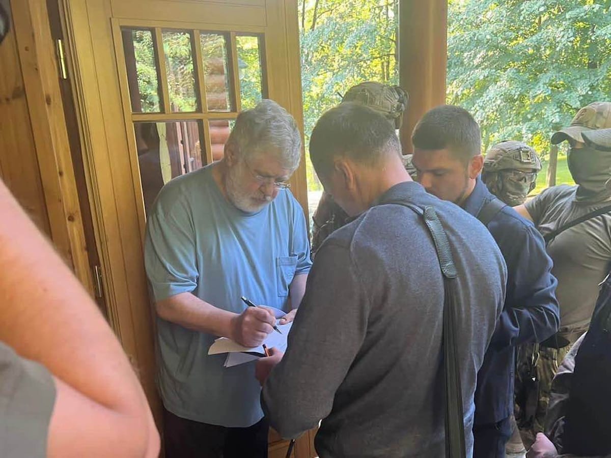 СБУ и БЭБ объявили подозрение Игорю Коломойскому, гражданину Израиля. Его обвиняют в мошенничестве на 500 млн. грн