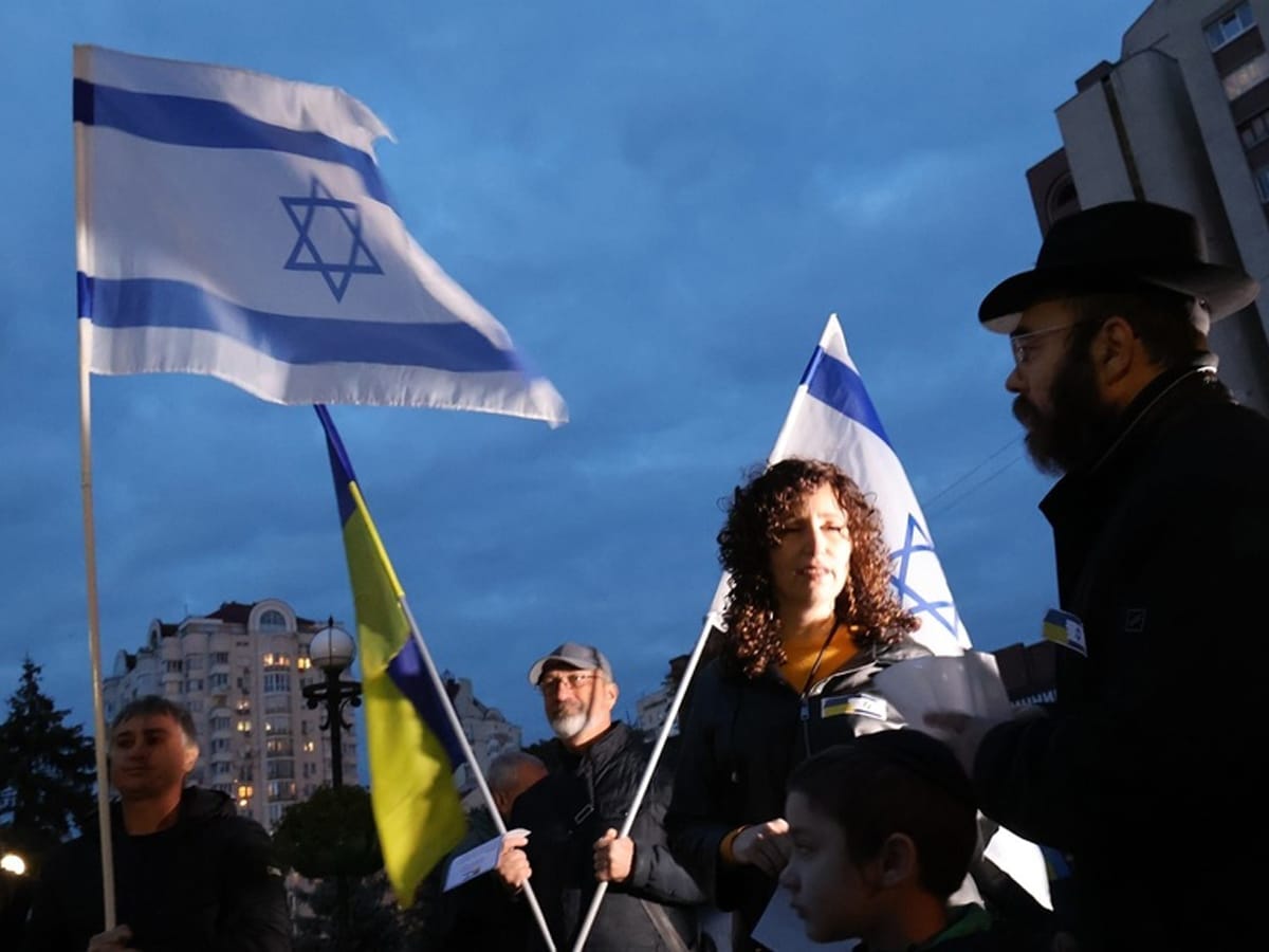 Новости Израиля Еврейская община в Киеве (Украина) провела молитву в поддержку народов Израиля и Украины (видео)