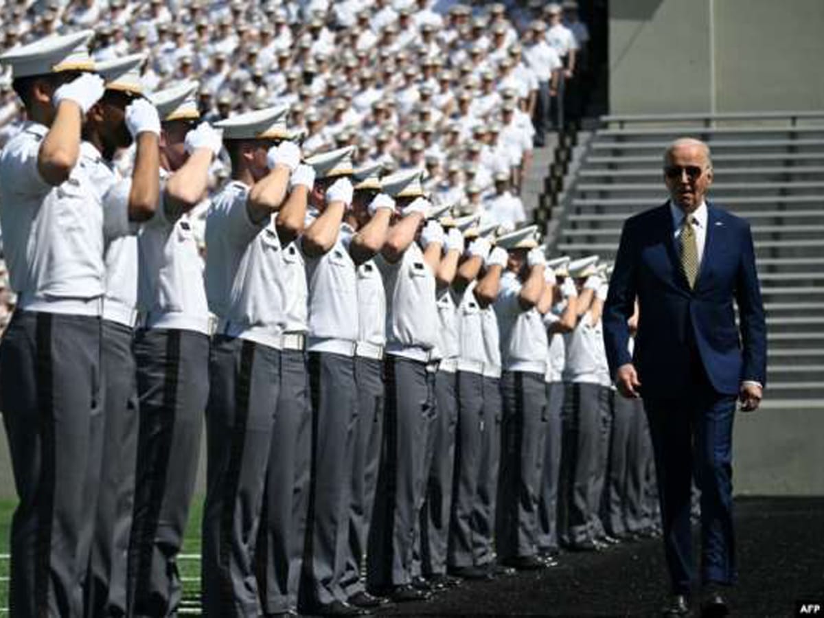Байден выступил в военной академии в Вест-Пойнте, подтвердив поддержку Украины и Израиля