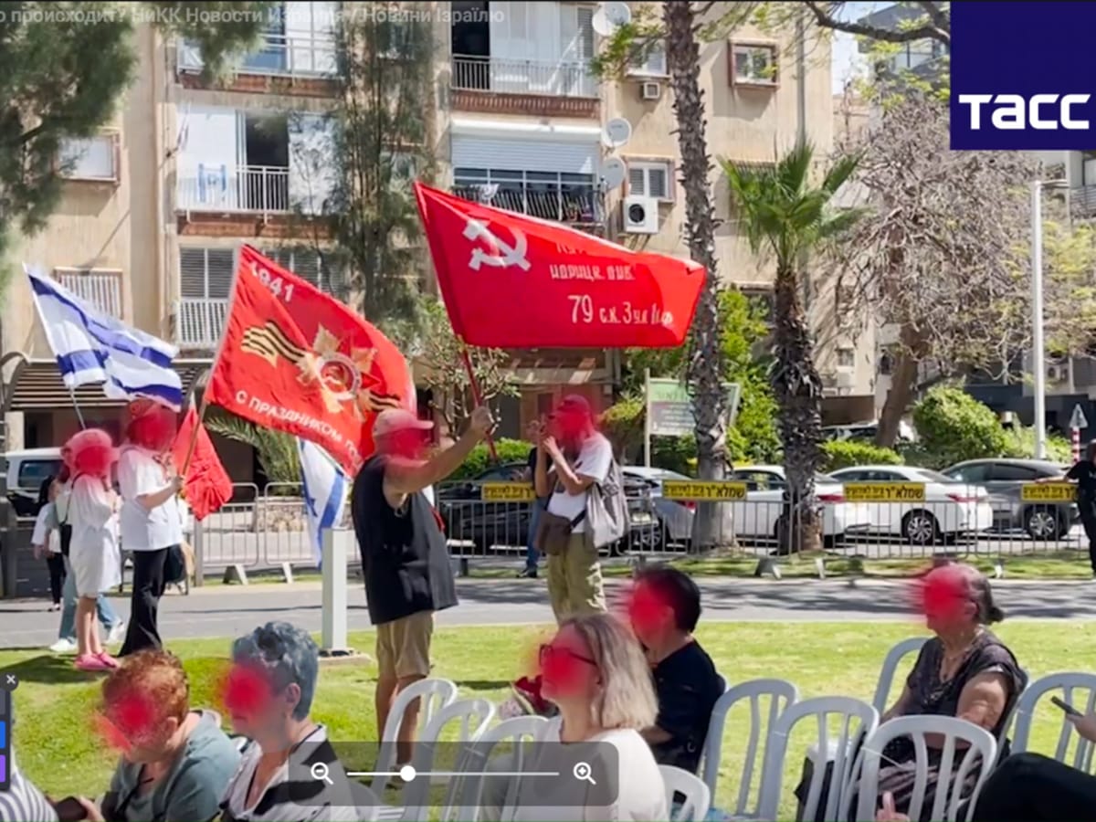 Российская пропаганда гордо трубит, что в Израиле "десятки человек" приняли участие в акции "Бессмертный полк", наряду с Мумбаи, Гане, Бангладеше, Аланье, Камбодже, Панаме, Нью-Дели, Киргизии и других местах