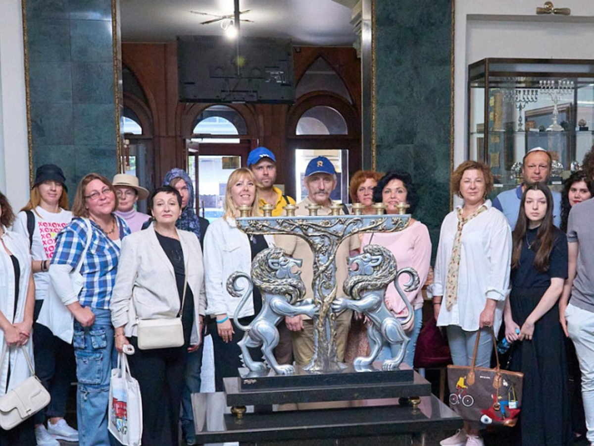 Участники курса "Киев, евреи, сионизм и ХХ век" изучают еврейское наследие столицы Украины